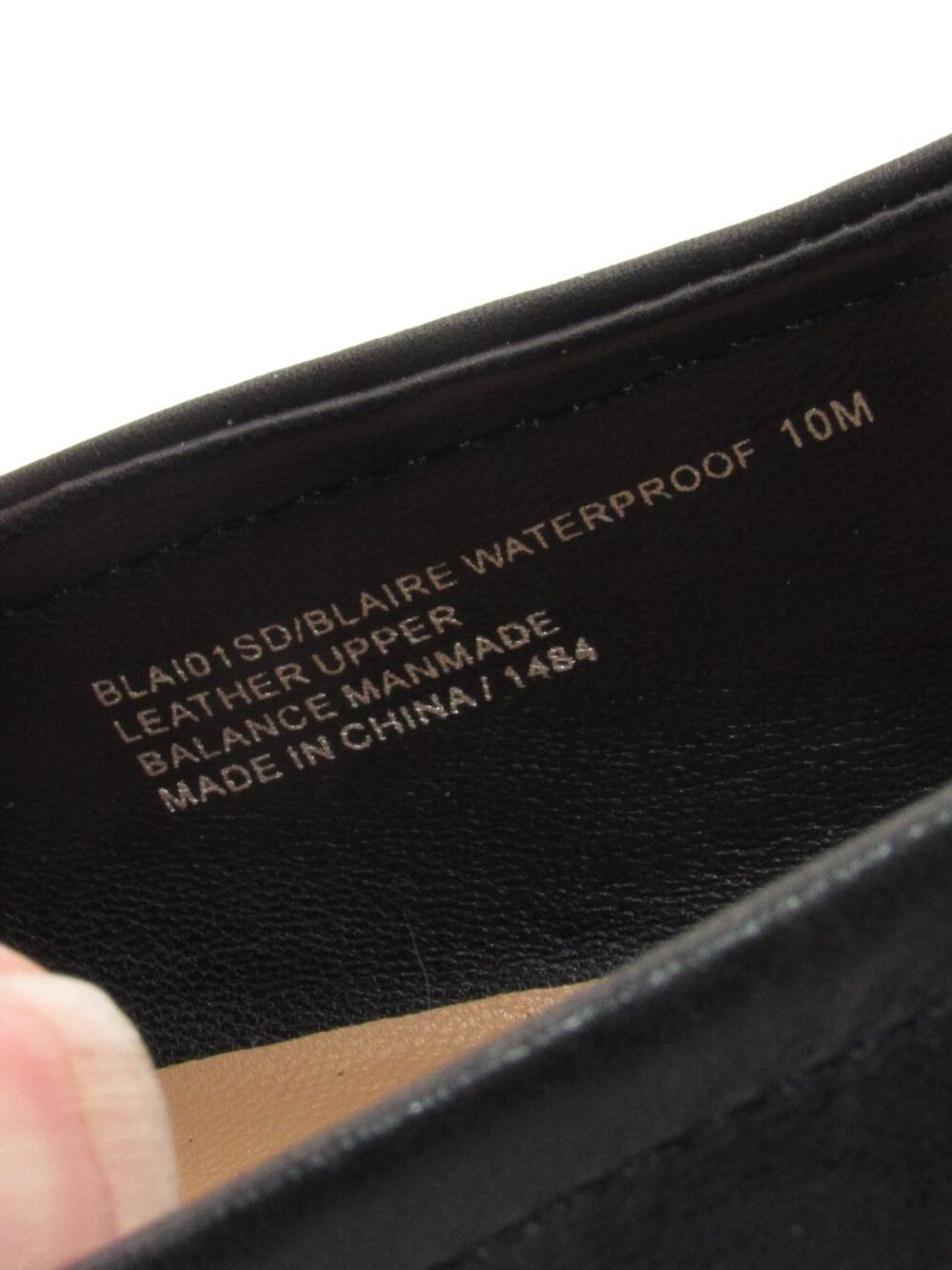 Blondo Black Blaire Leather Waterproof Horse Bit Loafers Size 10 Excellent Cond - Picture 12 of 12